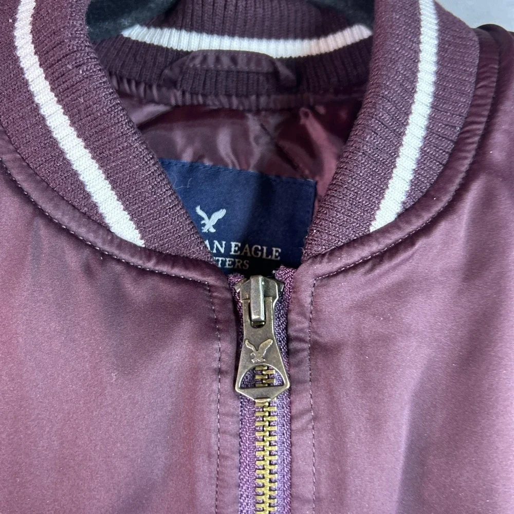American Eagle Women's Bomber Jacket Size SP Maroon Zip Up‎ Varsity Ribbed Trim